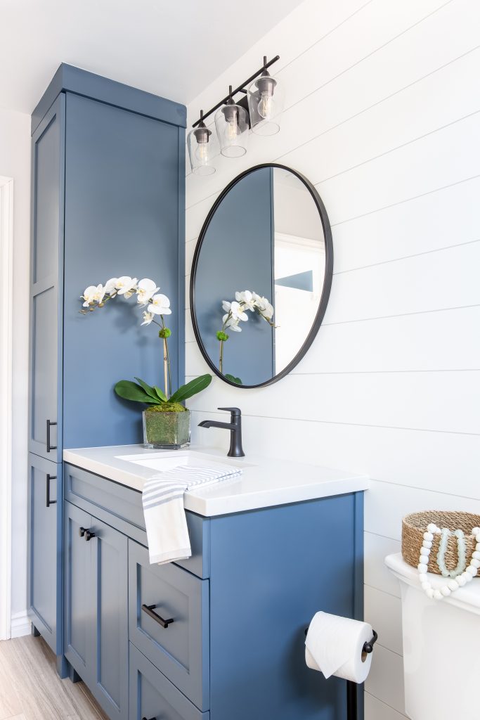 Coastal_Farmhouse_Bathroom-683x1024.jpg